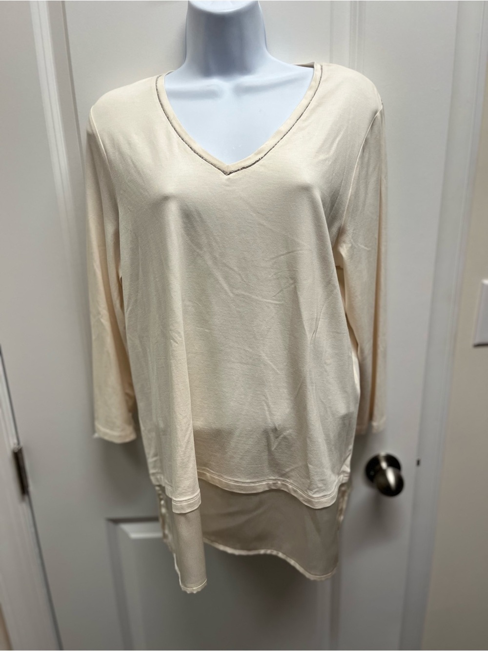 Chico's Pima Cotton Modal Blend Embellished V-Neck Tunic Top Cream Sz 2 / L